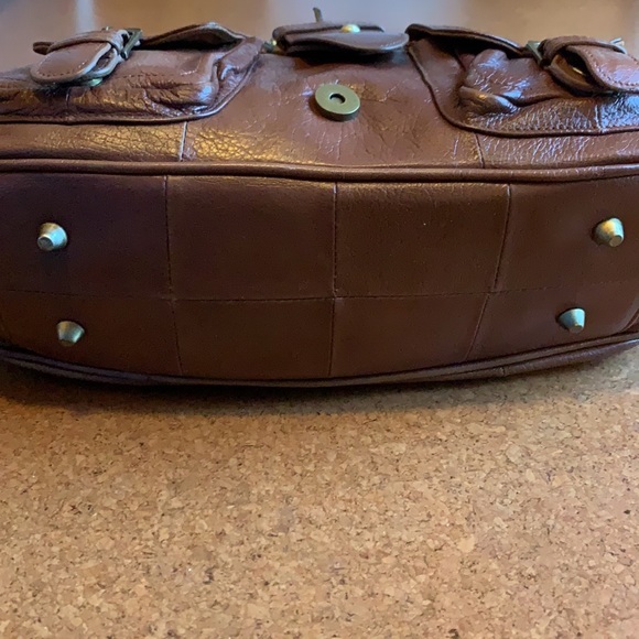 Chocolat Blu Leather Shoulder Bag - Picture 2 of 9